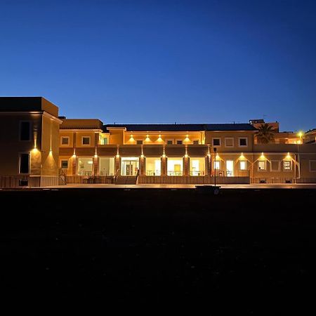 Stella Del Mare Hotel Santa Marinella Buitenkant foto