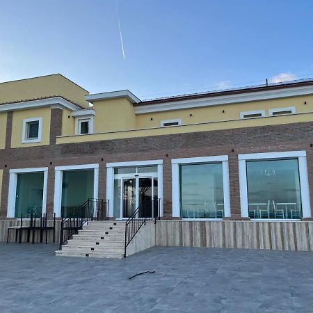Stella Del Mare Hotel Santa Marinella Buitenkant foto